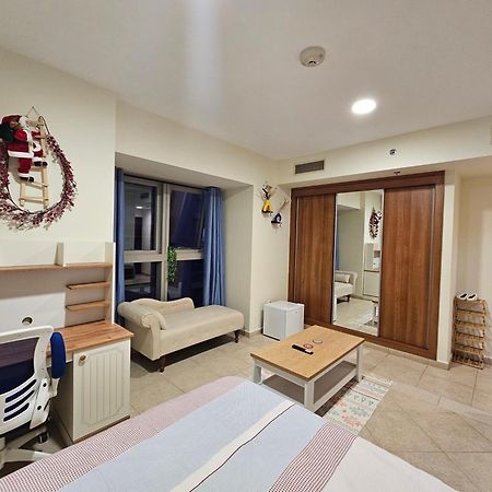 Super Host At Highest Residential Tower In The World, Private Rooms In A Shared Apartment Dubaj Zewnętrze zdjęcie