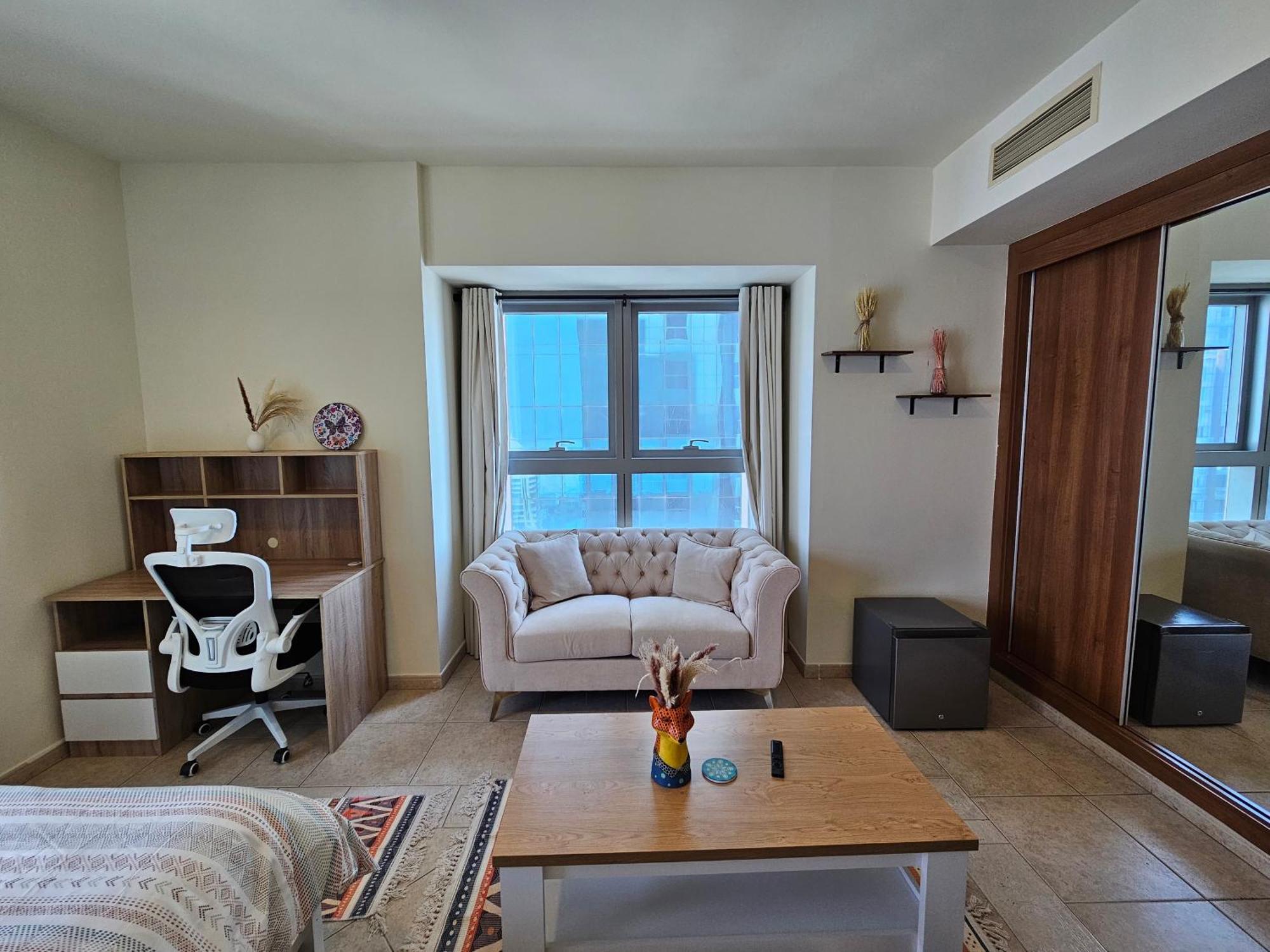 Super Host At Highest Residential Tower In The World, Private Rooms In A Shared Apartment Dubaj Pokój zdjęcie